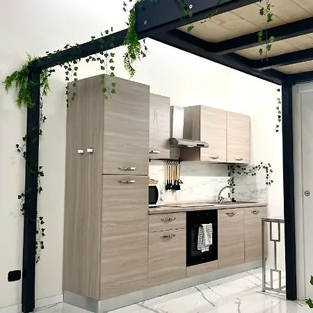 Apartment 0m Plant *